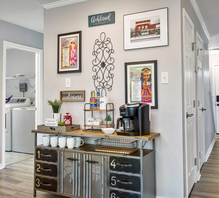 Charming 3-Bedroom Home In Heart Of 애슐랜드 외부 사진